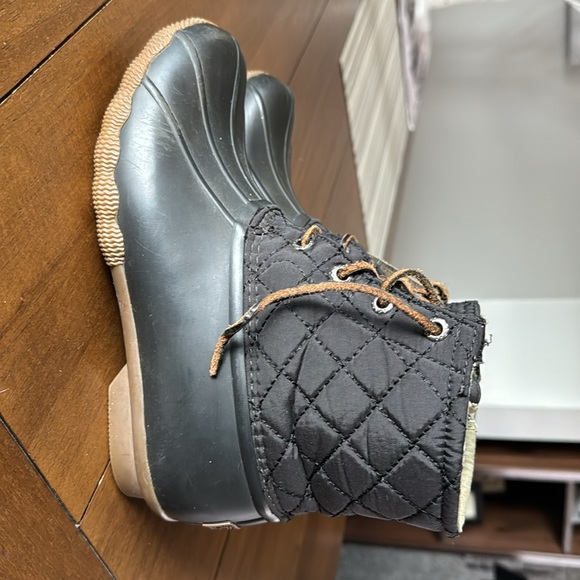 Sperry Winter Boots - Picture 6 of 9